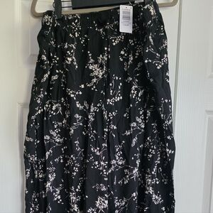 Torrid Floral Black and White Women's Wide Leg Pants 2x Short